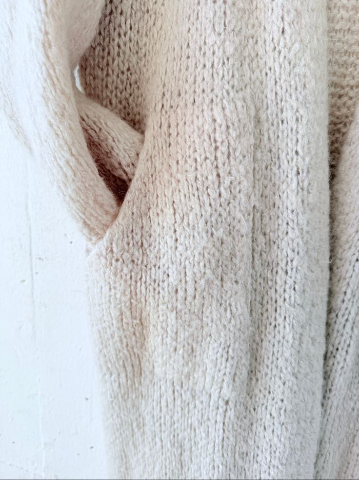 Gilet long oversize de la marque Les Follies, en coloris crème. - photo numéro 6