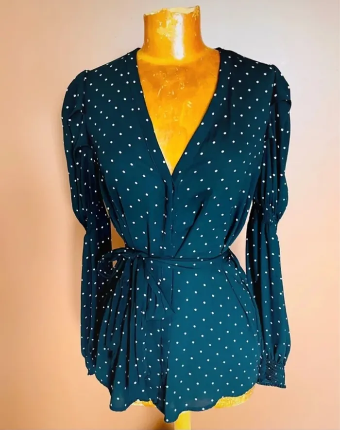 Blouse noire à pois blancs - photo numéro 3