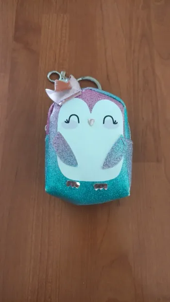 Petit sac porte clé pingouin pailleté