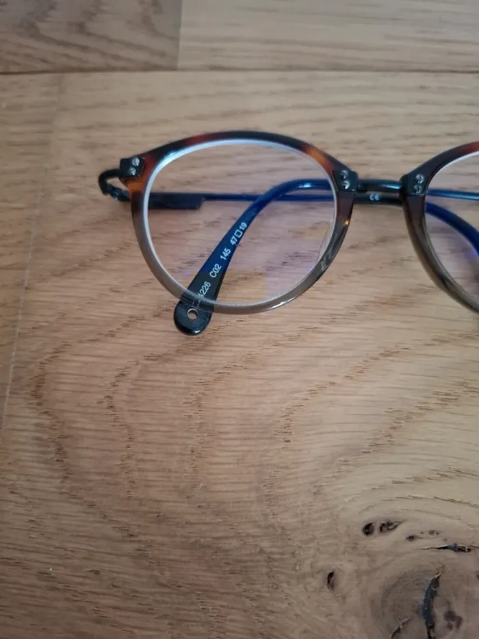 Lunettes Écaille Kenzo très bon état - photo numéro 2