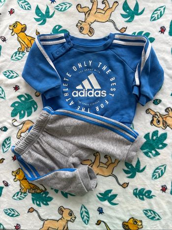 Ensemble adidas