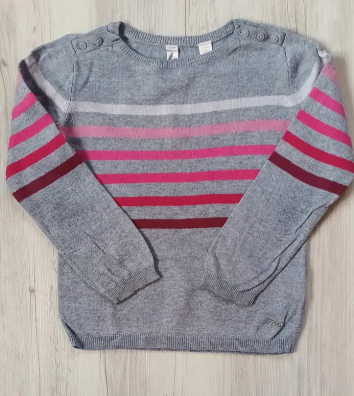Pull okaidi 6 ans