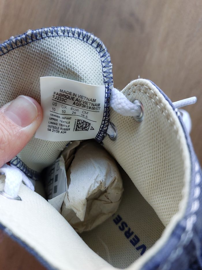 Converse montantes en toile pointure 26 - photo numéro 7