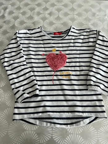 Pull taille 10 ans
