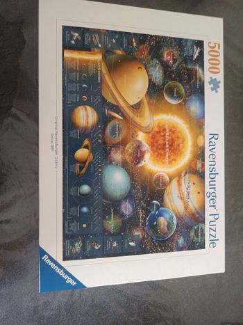 Puzzle ravensburger système solaire 5000 pièces