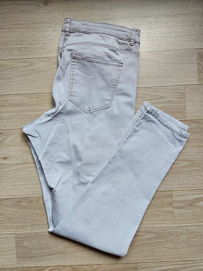 Jeans slim 44