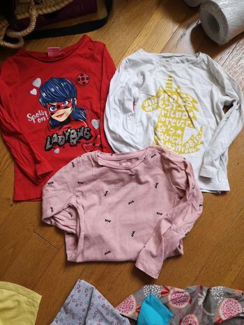 lot 3 t-shirts ML 3 ans