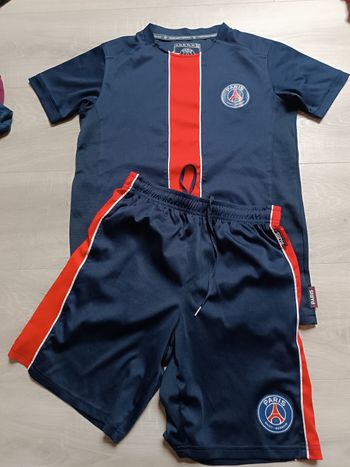 Tee-shirt manches courtes+short