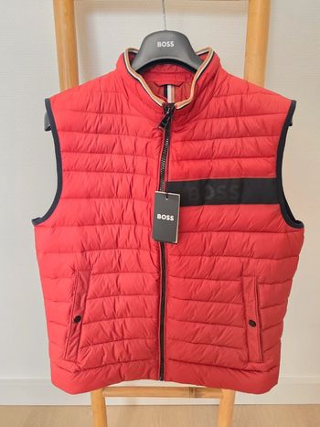 Hugo boss veste sans manches