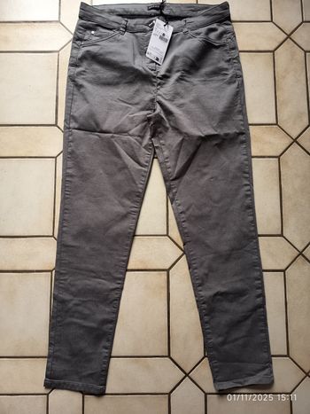 Pantalon neuf
