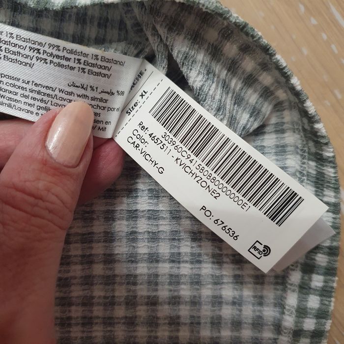 Très joli hait en vichy blanc et vert olive Taille XL Cache cache - photo numéro 6