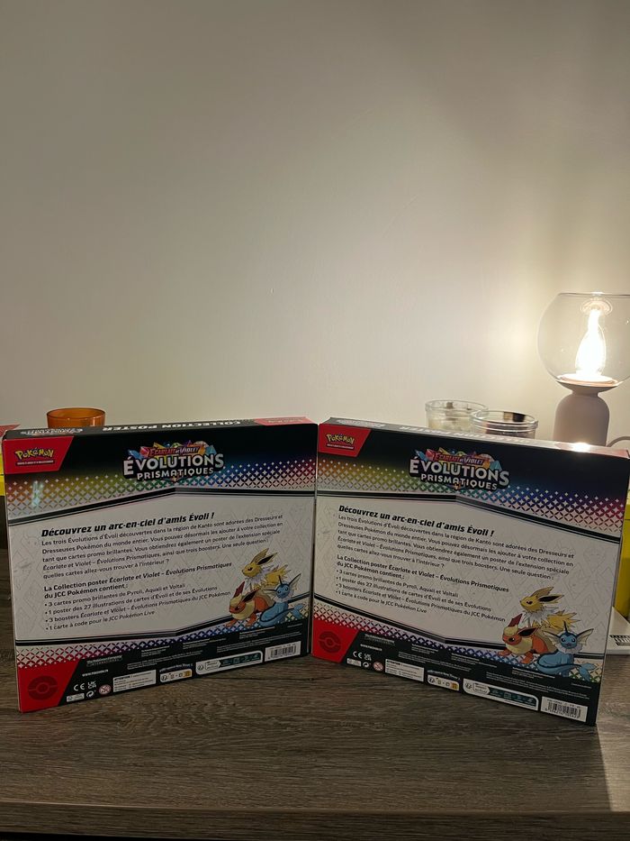 Pokémon - Coffret Poster EV8.5 - Évolutions Prismatiques - photo numéro 2