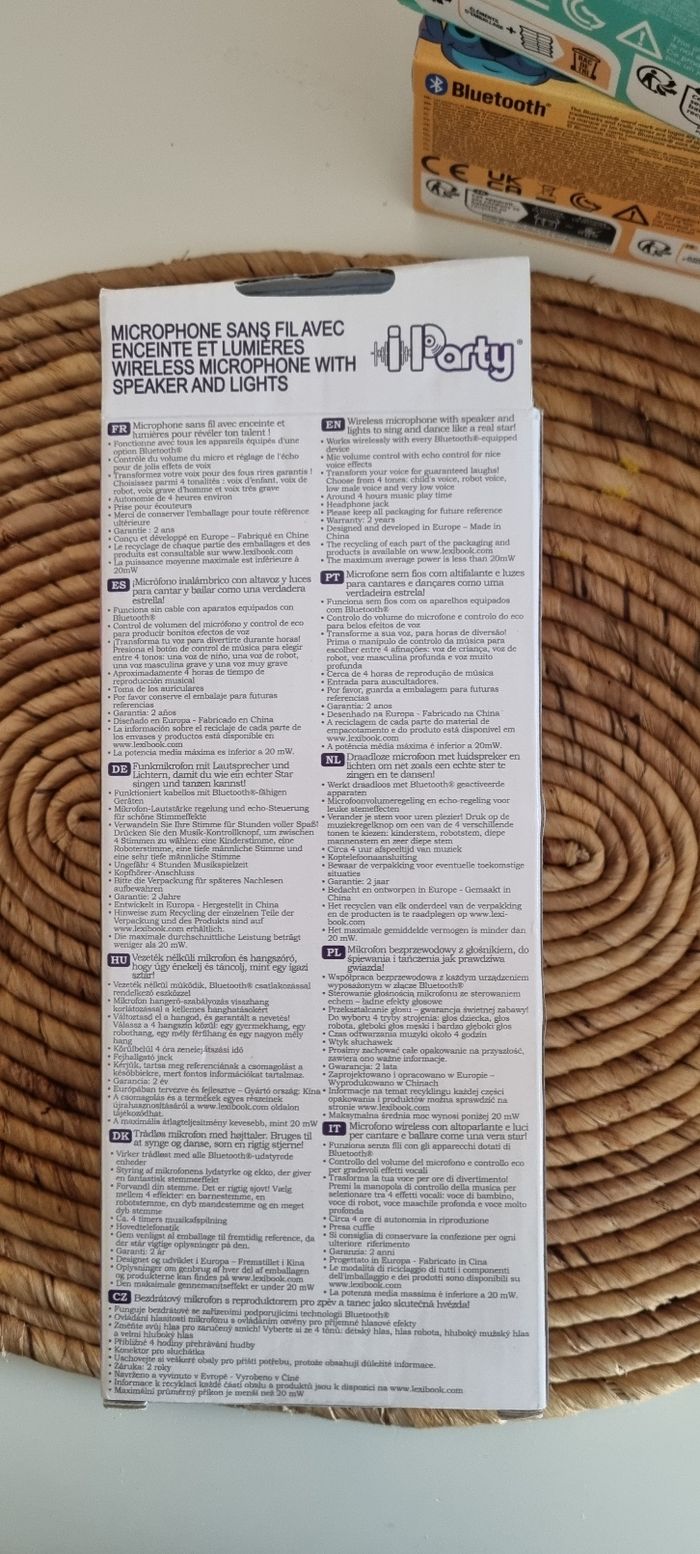 Lexibook microphone sans fil avec enceinte et lumières - photo numéro 3