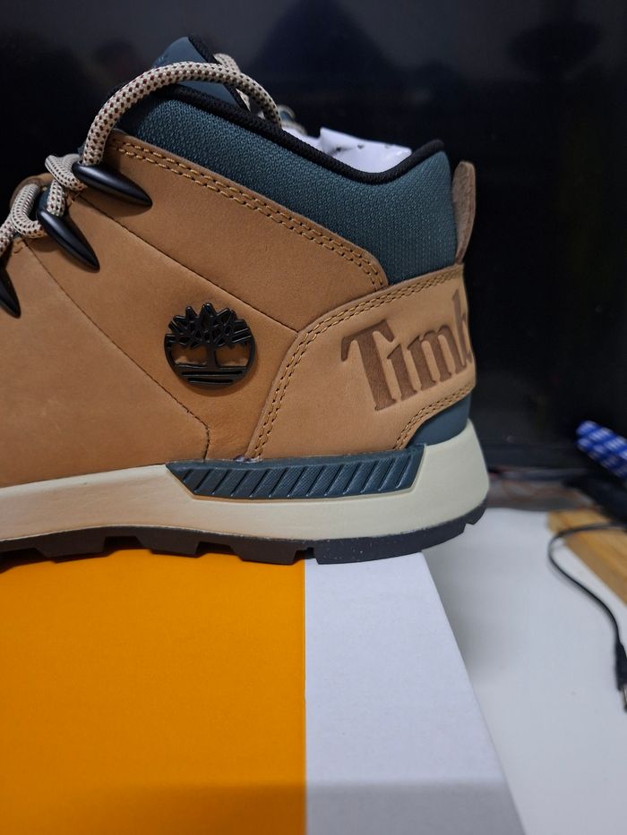 Timberland pointure 42 jamais portée - photo numéro 2
