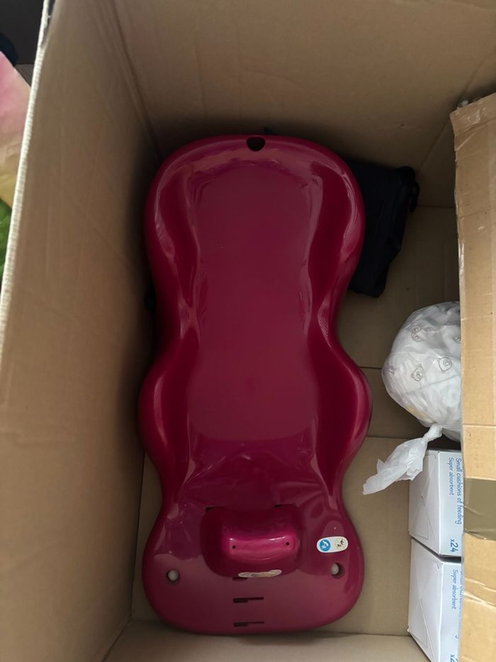 Siège de bain rose bébé