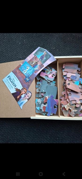 Puzzle en bois reine des neiges