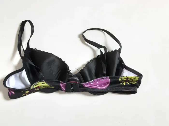 Soutien-gorge freegun - photo numéro 2