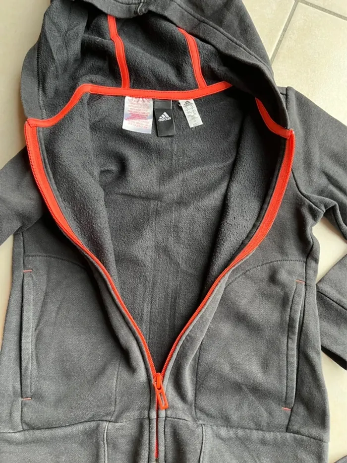 Tenue sport - photo numéro 4