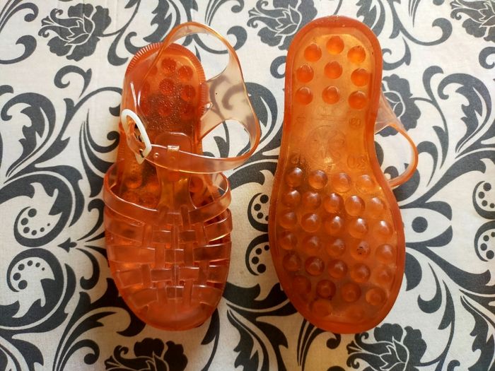 Chaussure méduse pointure 30