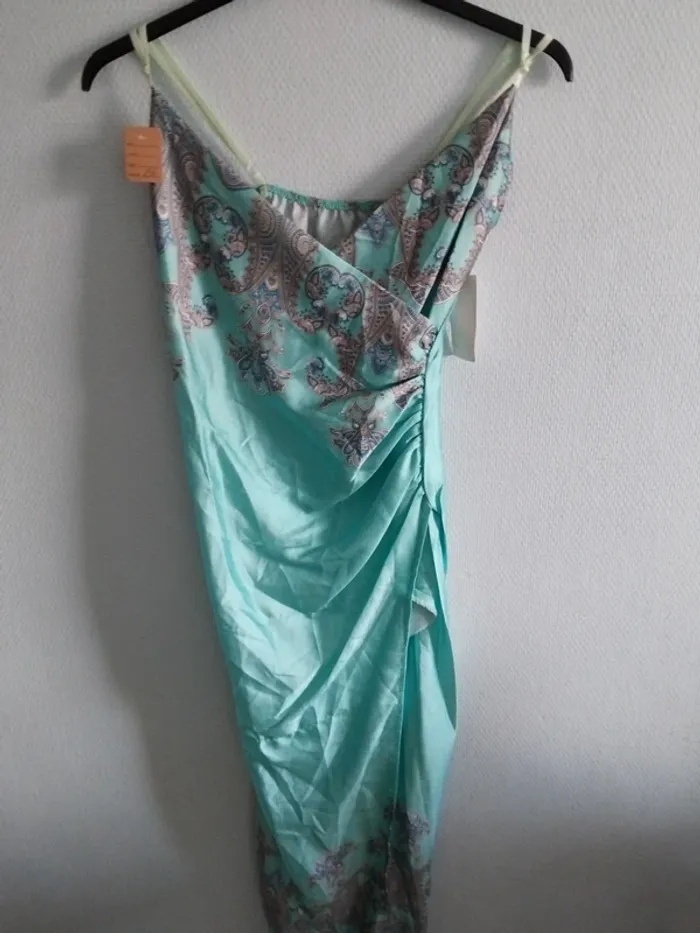 Robe 36 - photo numéro 3