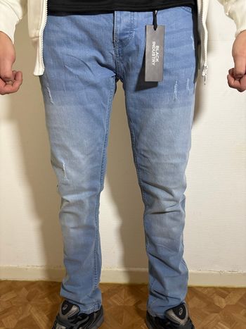 Jeans black industry