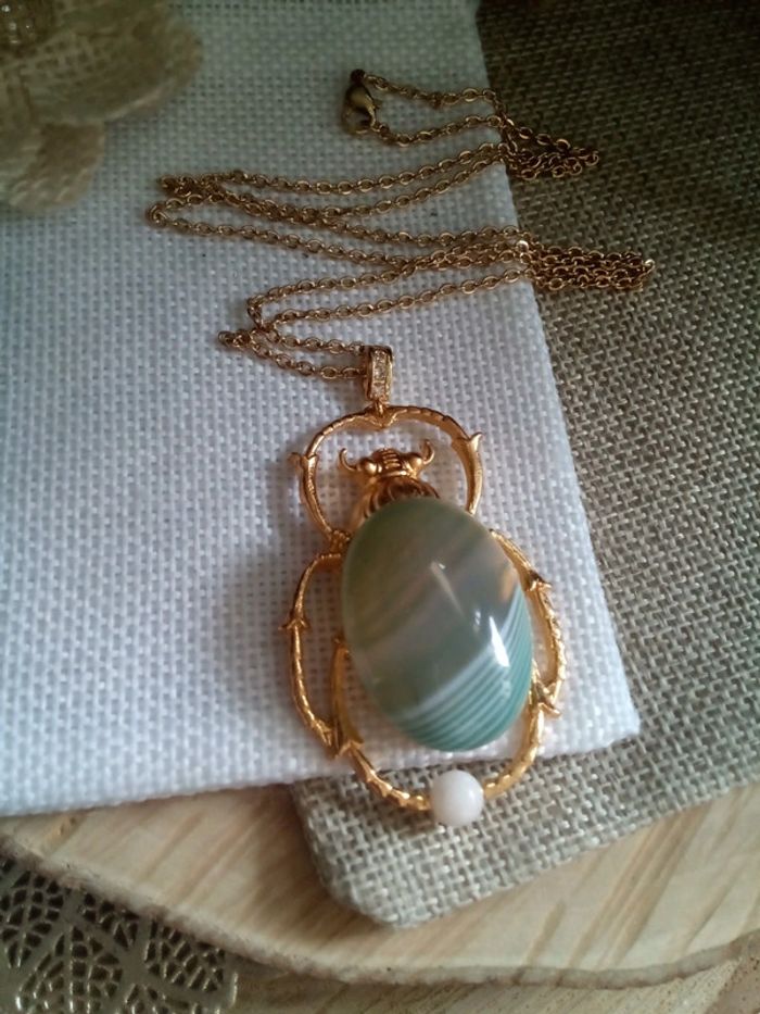 Collier scarabée en pierres naturelles semi précieuses - photo numéro 4