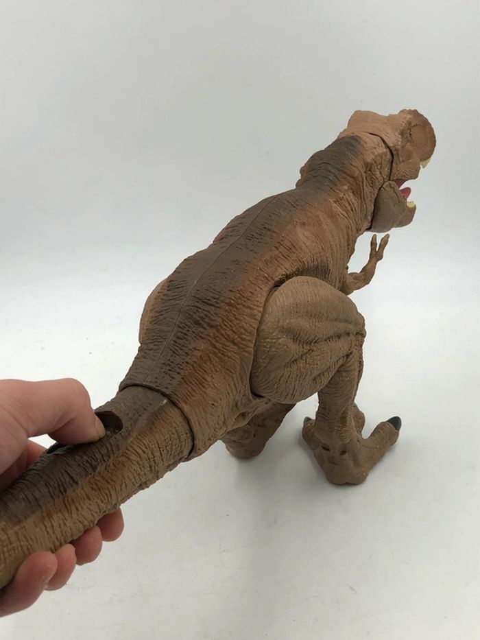 Figurine articulé et sonore Tyrannosaure Rex Jurrasic World Mattel - photo numéro 6