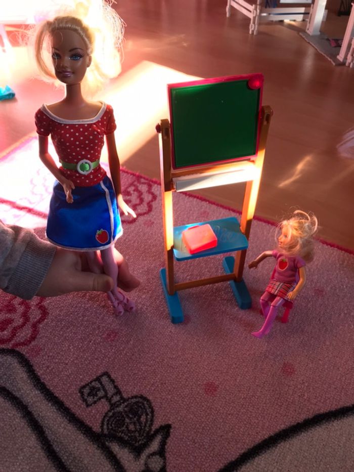 Barbie maîtresse
