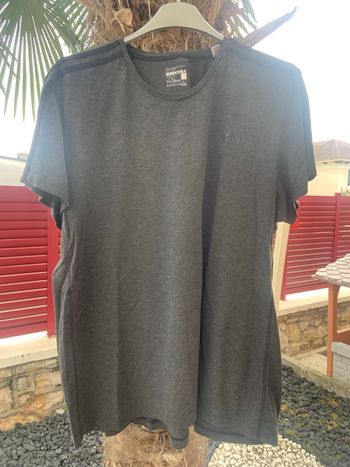 Tee shirt