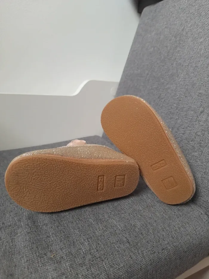 Ballerines fille H&M Pointure 20/21 - photo numéro 12