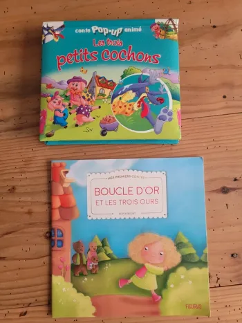 Livre Pop'up 3 petits cochons et Boucle d'or