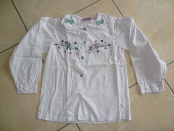 Chemisier brodé T 8ans