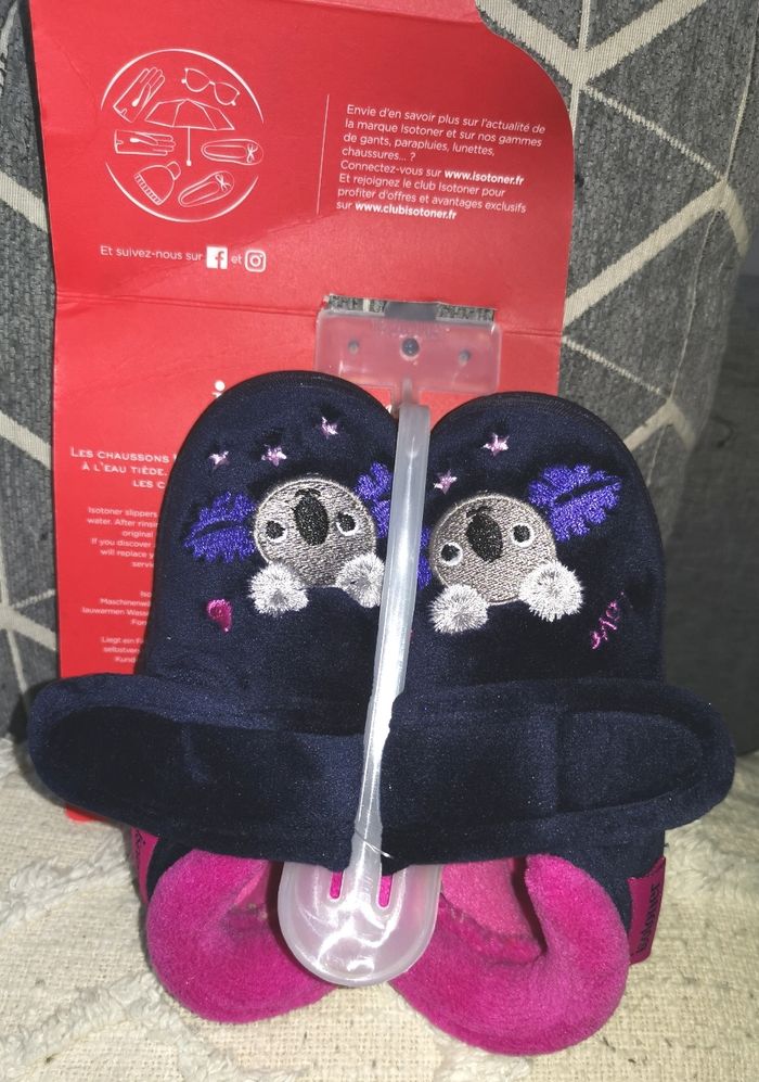 Chaussons Isotoner P20 neufs