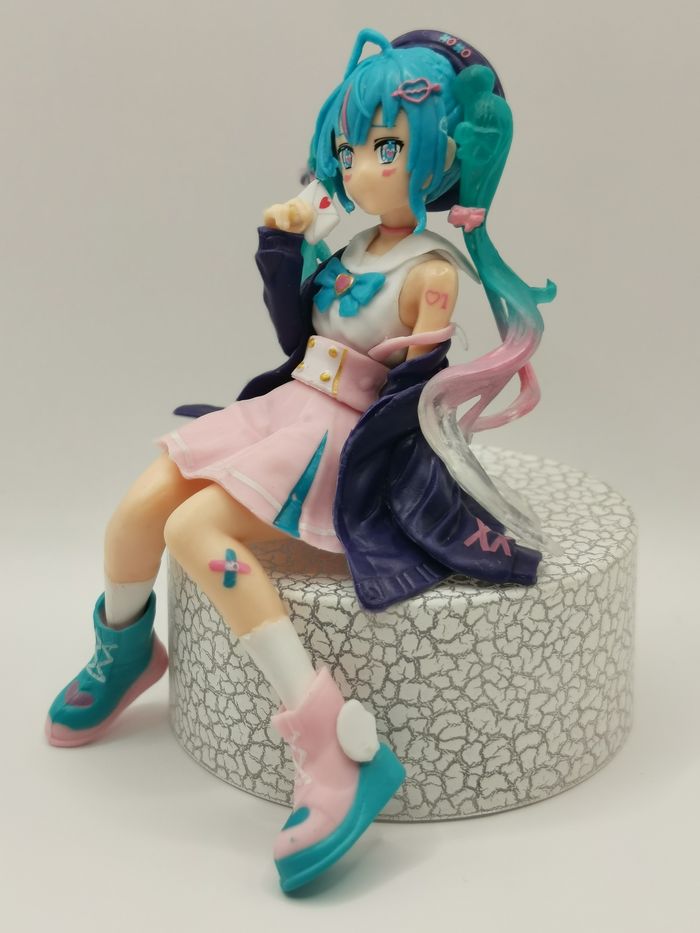 Figurine Hatsune Miku - photo numéro 3