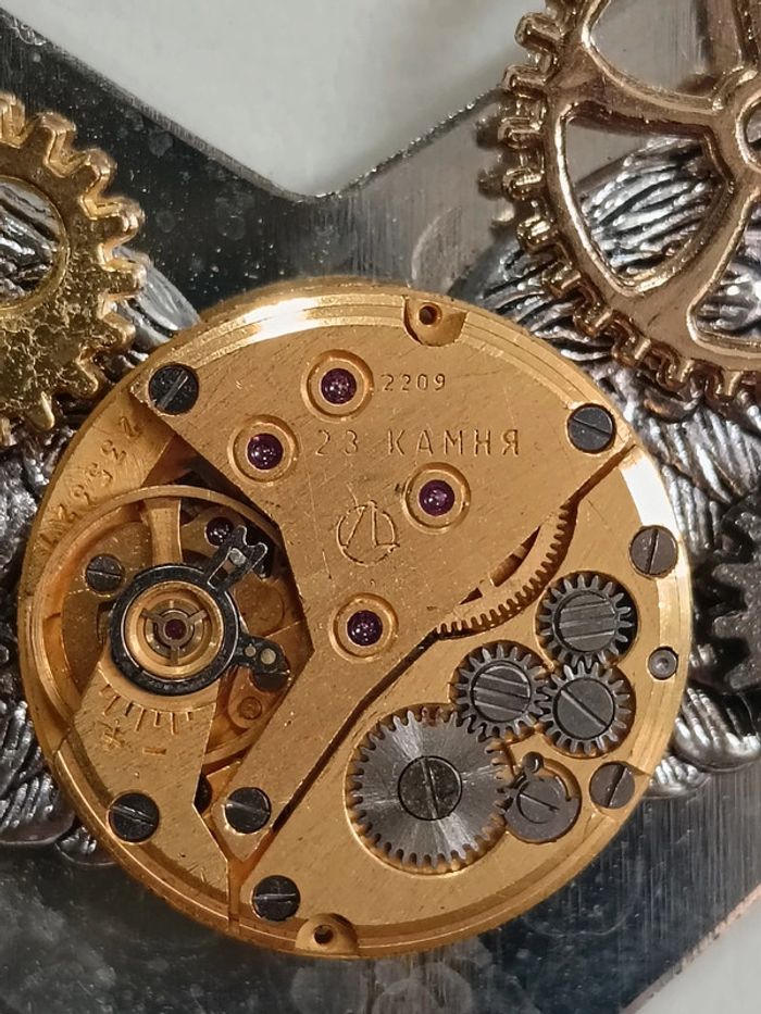 Collier création | engrenage et mvt Luch - photo numéro 10