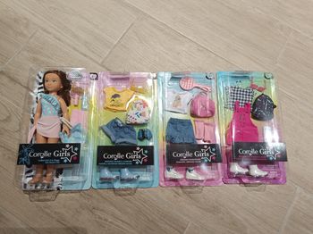Corolle girls Zoé a la plage et 3 tenues neuves