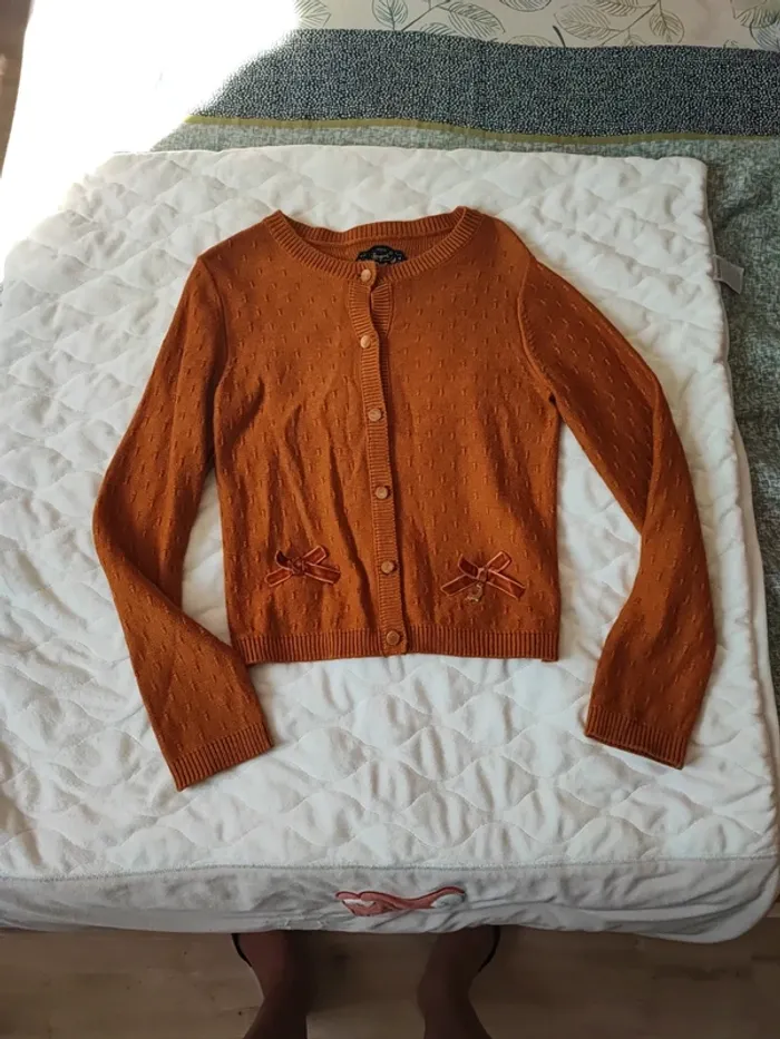 Gilet avec laine taille 10 ans