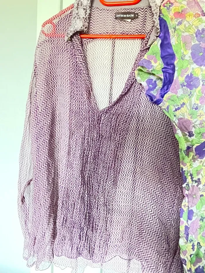 Deux blouses en soie - photo numéro 3