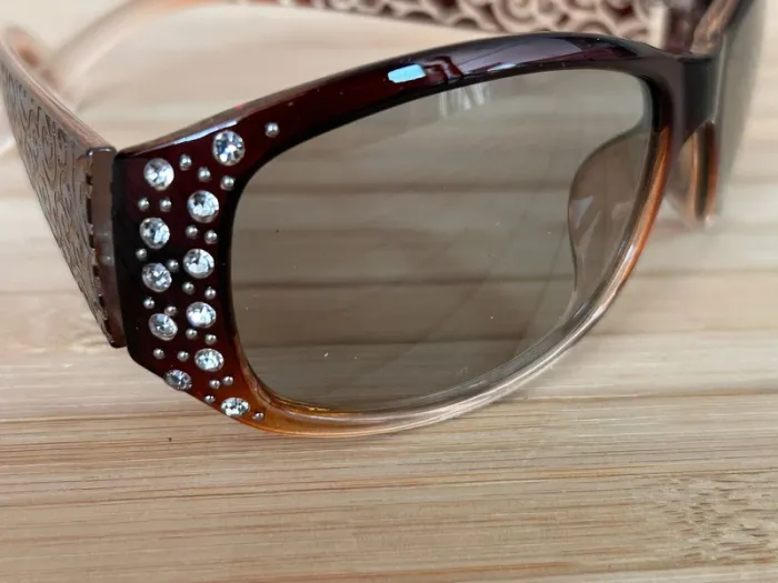 Paire de lunettes de soleil P*69-3 - photo numéro 2