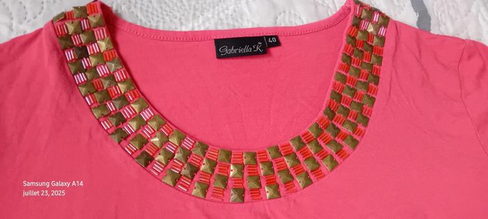 Haut manches courtes fluide col rond avec sequins dorés rose femme L Gabrielle K. - photo numéro 12