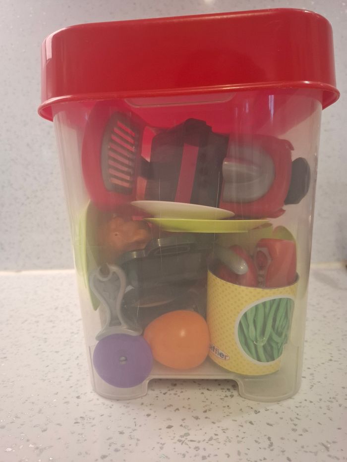 ECOIFFIER Coffret dinette 70 pièces - photo numéro 2