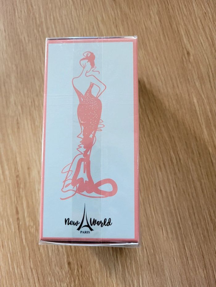 Parfum neuf femme New à world exploratrice - photo numéro 5