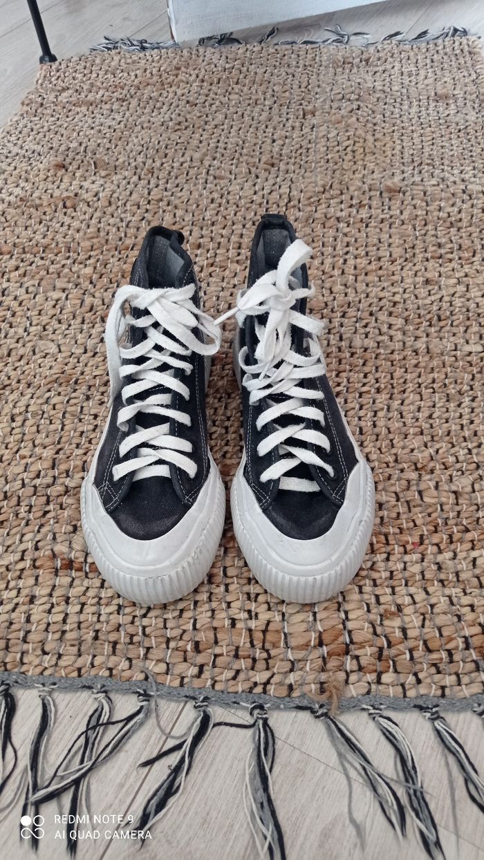 Baskets montantes noires plateforme Kiabi pointure 37 - photo numéro 3