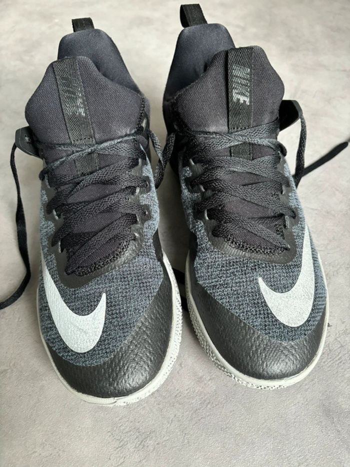 Nike zoom shift 40