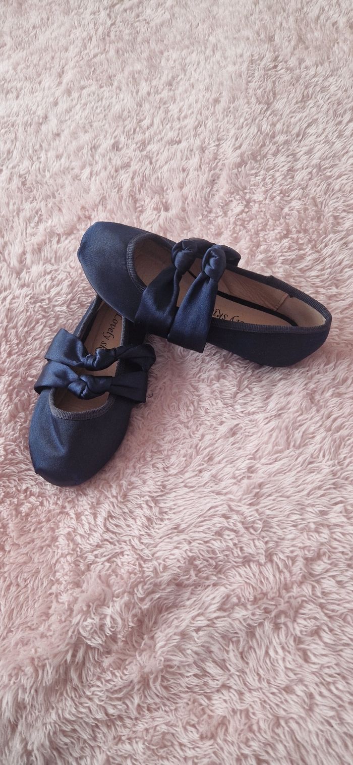 Ballerines fille pointure 28 - photo numéro 2