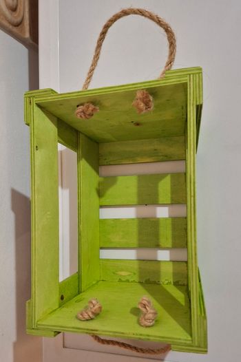 Petite caisse verte décorative en bois neuf