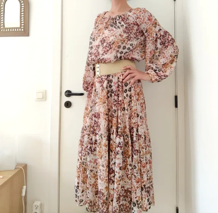 Superbe robe Esprit style bohème fleurie avec jupon M - photo numéro 2