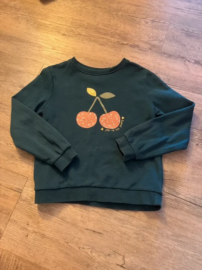 Sweat kiabi 8ans