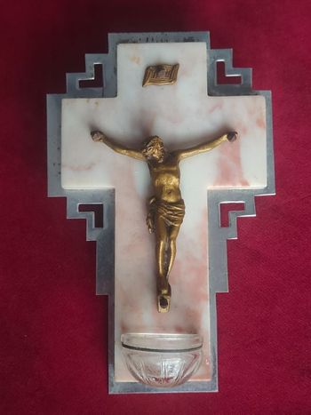 Ancien bénitier en marbre ( n°2)