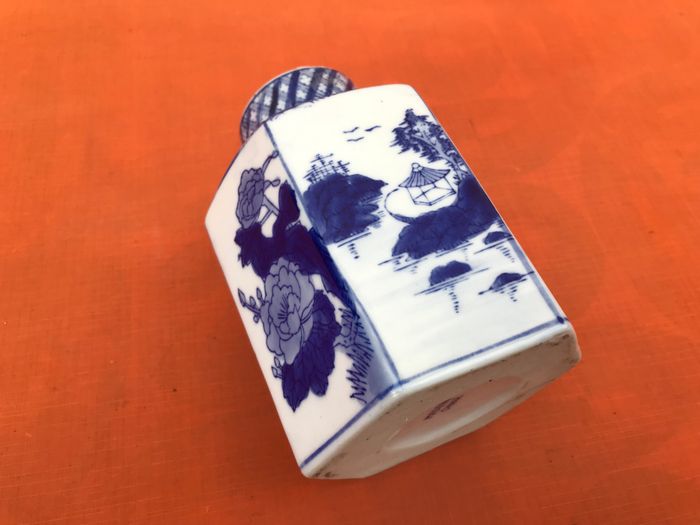 Pot couvert à Thé Porcelaine de Chine Décor bleu sur fond blanc Fleurs de Lotus / Paysage lacustre - photo numéro 7